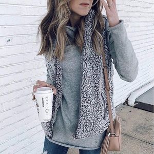 Thread & Supply Women’s Sherpa Arctic Vest Size S